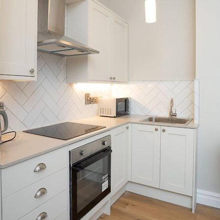 Modern 2 Bdr Apartment At Queens By Belfast City Breaks Exterior photo